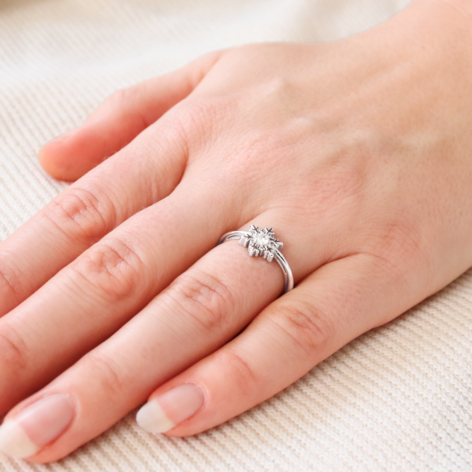 zásnubní prsten Sněhová vločka