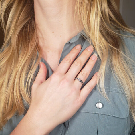 stříbrný zásnubní prsten adelin