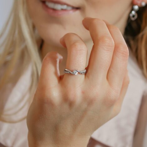 zásnubní stříbrný prsten