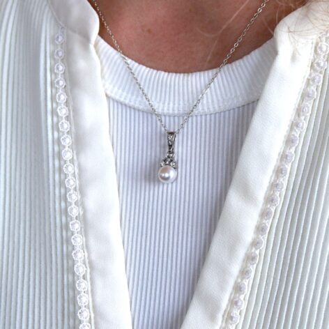 stříbrný přívěsek s perlou a zirkony Thea