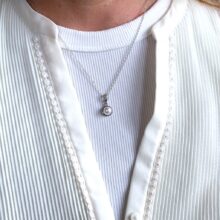 stříbrný přívěsek s kamínky a perlou Eira